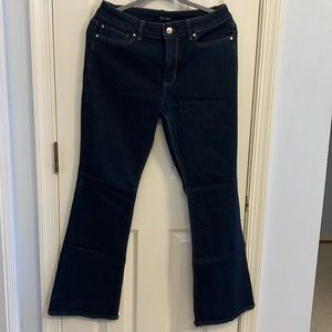 New White House Black Market jeans short/petite